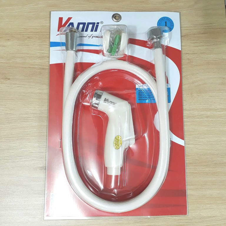 V&ograve;i xịt vệ sinh bằng nhựa Vanni