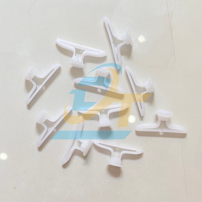 Tắc k&ecirc; bướm Tiến Ph&aacute;t