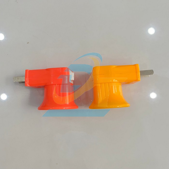 Đui đ&egrave;n liền ph&iacute;ch c&oacute; c&ocirc;ng tắc