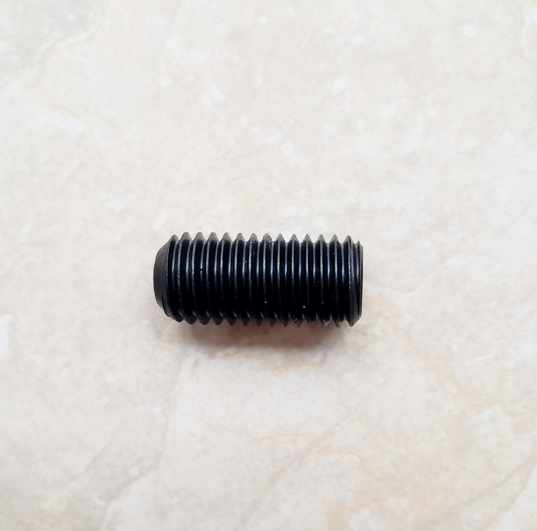 Lục gi&aacute;c &acirc;m th&eacute;p đen (Ốc ch&iacute;) M14x30