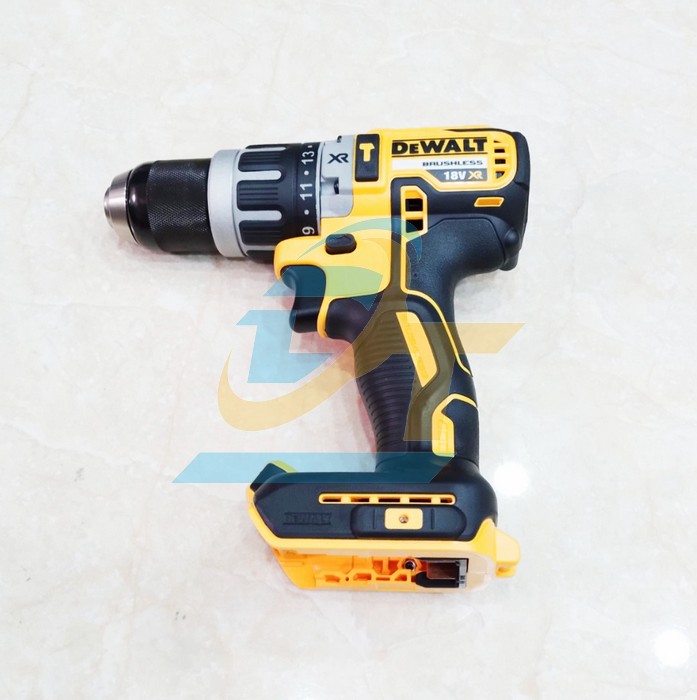 M&aacute;y khoan d&ugrave;ng pin 18V Dewalt DCD796N (Kh&ocirc;ng pin sạc)
