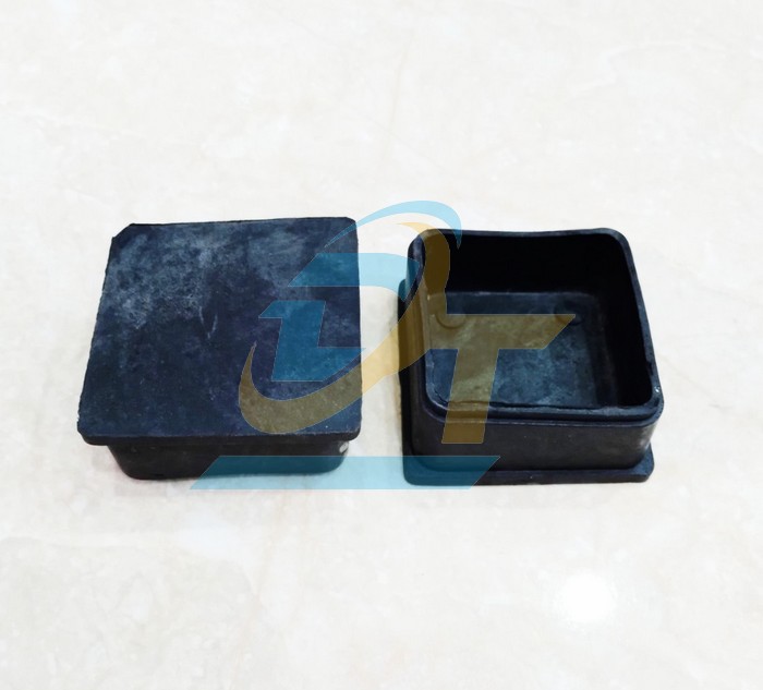 N&uacute;t chụp trong cao su 60x60