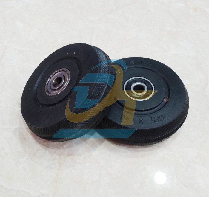 B&aacute;nh xe cao su bạc đạn 125x45