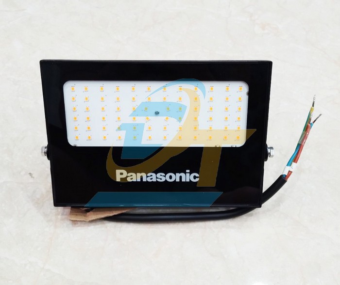 Đ&egrave;n Led pha k&iacute;nh trong 50W 3000K Panasonic NYV00004BE1A