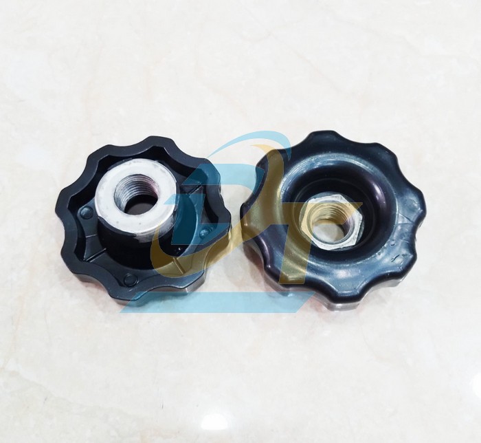 N&uacute;m vặn nhựa h&igrave;nh sao ren trong M16