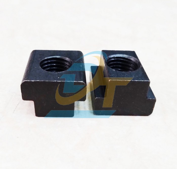 Con t&aacute;n chữ T th&eacute;p đen M16