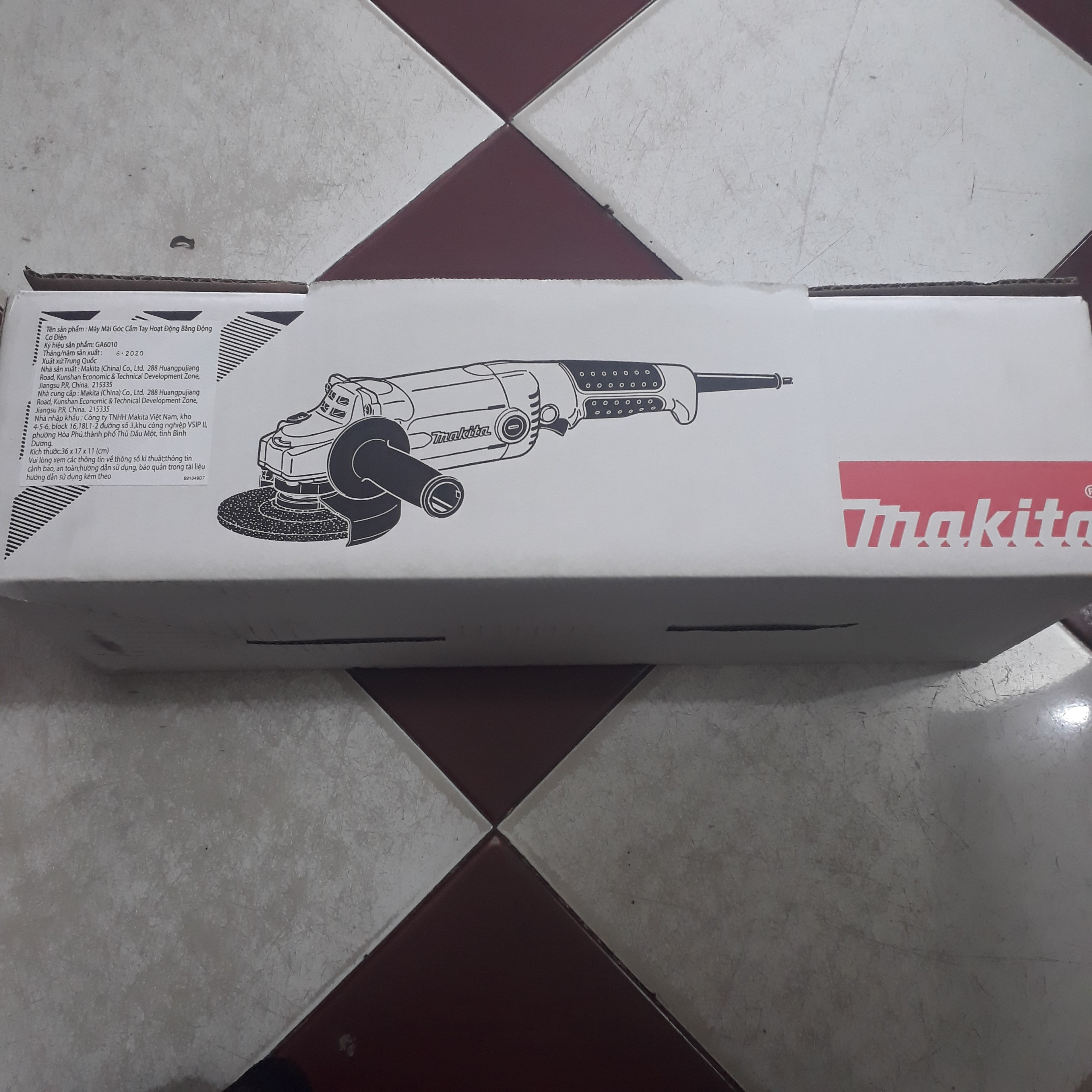 M&aacute;y m&agrave;i g&oacute;c 150mm Makita GA6010 GA6010 Makita | Gi&aacute; rẻ nhất - C&ocirc;ng Ty TNHH Thương Mại Dịch Vụ Đạt T&acirc;m