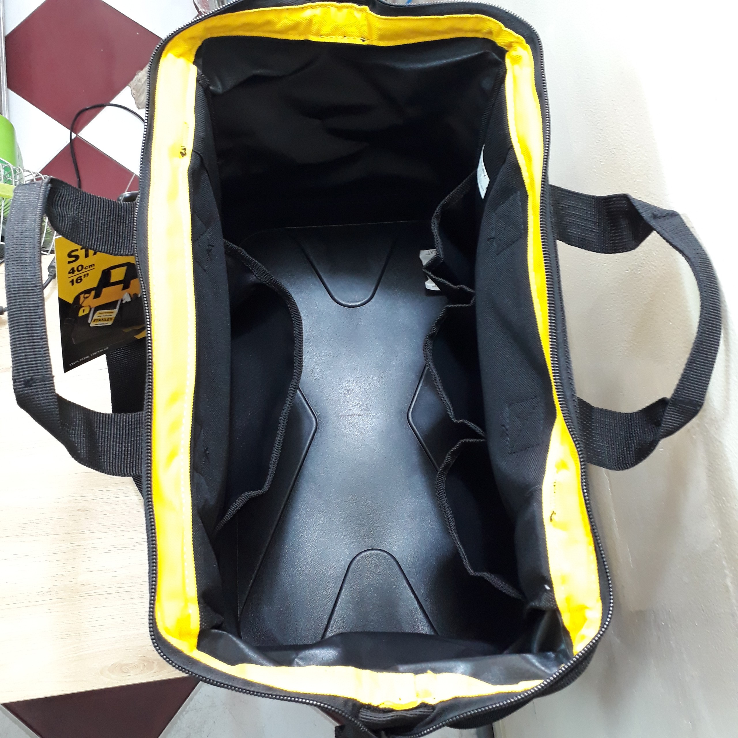 T&uacute;i đựng đồ nghề 16" Stanley STST516126 STST516126 Stanley | Gi&aacute; rẻ nhất - C&ocirc;ng Ty TNHH Thương Mại Dịch Vụ Đạt T&acirc;m