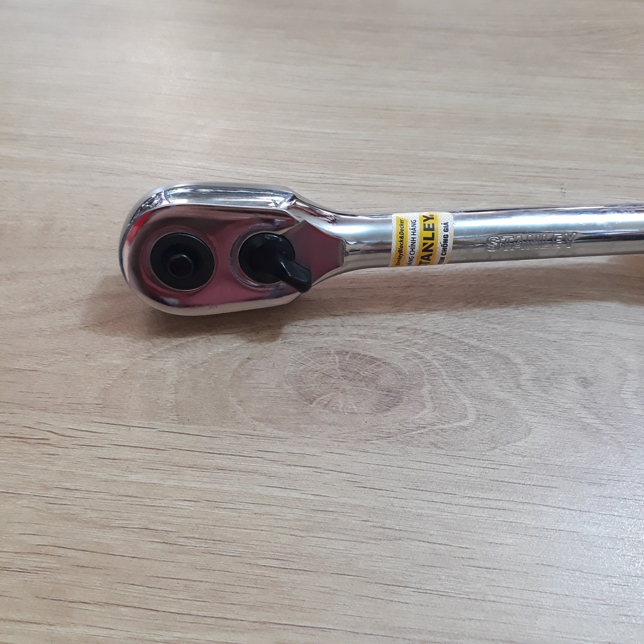 Cần siết lực tự động 1/2" Stanley STMT95893-8B STMT95893-8B Stanley | Gi&aacute; rẻ nhất - C&ocirc;ng Ty TNHH Thương Mại Dịch Vụ Đạt T&acirc;m