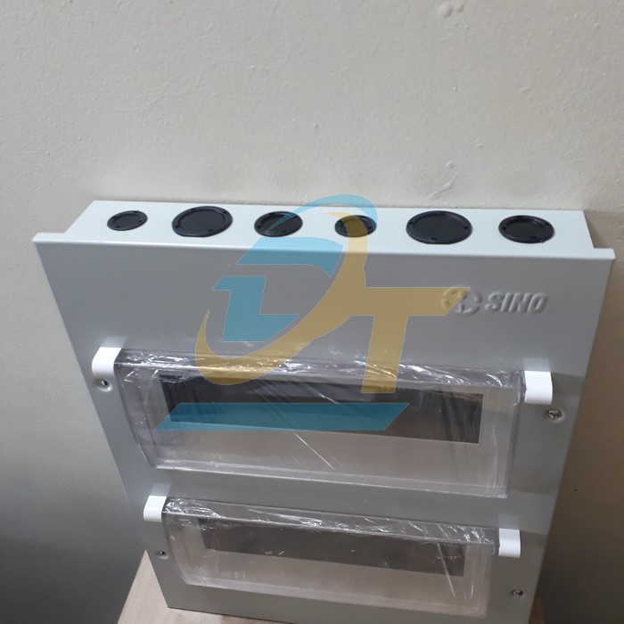 Tủ điện kim loại chứa 24 module lắp ch&igrave;m Sino EM24PL EM24PL Sino | Gi&aacute; rẻ nhất - C&ocirc;ng Ty TNHH Thương Mại Dịch Vụ Đạt T&acirc;m