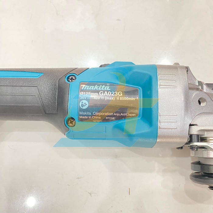 M&aacute;y m&agrave;i g&oacute;c d&ugrave;ng pin 40V Makita GA023G GA023G Makita | Gi&aacute; rẻ nhất - C&ocirc;ng Ty TNHH Thương Mại Dịch Vụ Đạt T&acirc;m