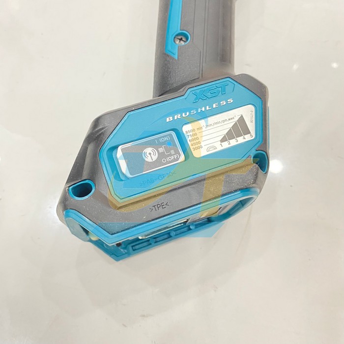 M&aacute;y m&agrave;i g&oacute;c d&ugrave;ng pin 40V Makita GA023G GA023G Makita | Gi&aacute; rẻ nhất - C&ocirc;ng Ty TNHH Thương Mại Dịch Vụ Đạt T&acirc;m