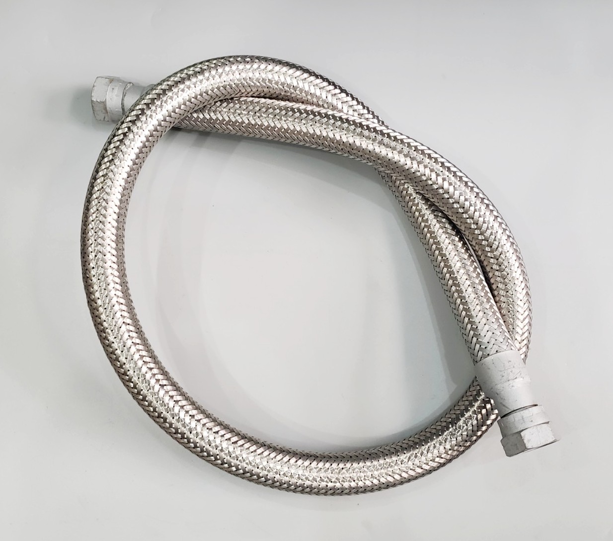 Ống mềm inox 304 3/4"x1300mm (Phi 27) nối ren  VietNam | Gi&aacute; rẻ nhất - C&ocirc;ng Ty TNHH Thương Mại Dịch Vụ Đạt T&acirc;m