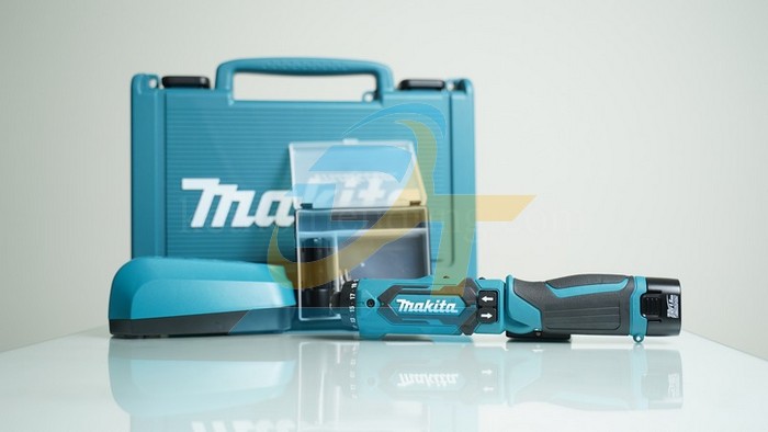 M&aacute;y vặn v&iacute;t d&ugrave;ng pin Makita 7.2V DF012DSE DF012DSE Makita | Gi&aacute; rẻ nhất - C&ocirc;ng Ty TNHH Thương Mại Dịch Vụ Đạt T&acirc;m