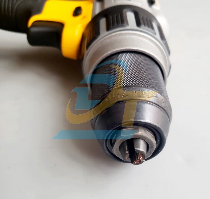 Bộ m&aacute;y khoan vặn v&iacute;t d&ugrave;ng pin 18V (5Ah) Dewalt DCD996-KR DCD996-KR DEWALT | Gi&aacute; rẻ nhất - C&ocirc;ng Ty TNHH Thương Mại Dịch Vụ Đạt T&acirc;m