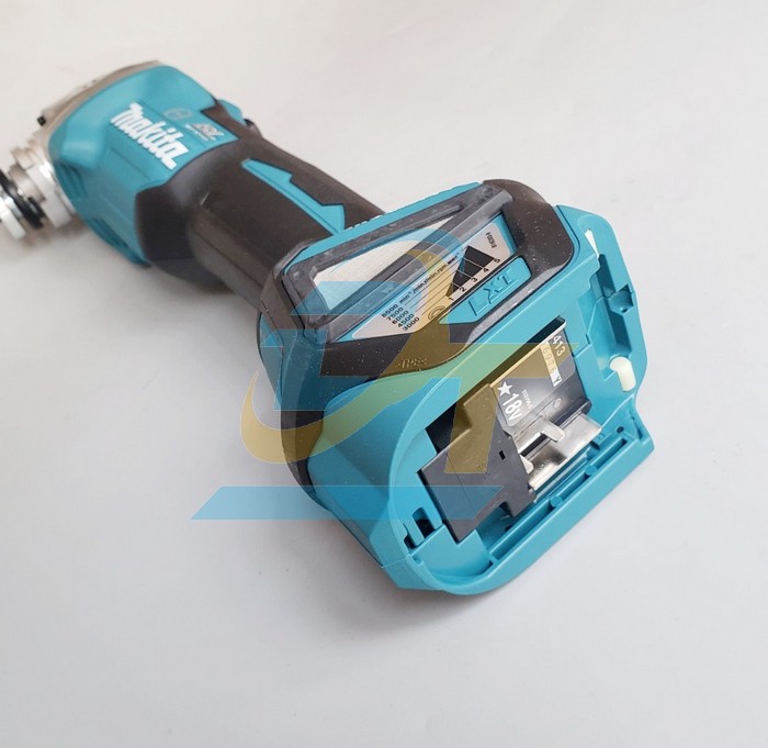 M&aacute;y m&agrave;i g&oacute;c 100mm d&ugrave;ng pin 18V Makita DGA413Z (Kh&ocirc;ng k&egrave;m pin sạc) DGA413Z Makita | Gi&aacute; rẻ nhất - C&ocirc;ng Ty TNHH Thương Mại Dịch Vụ Đạt T&acirc;m