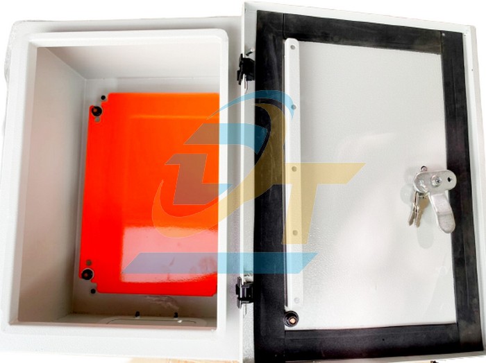 Vỏ tủ điện 1 lớp cửa H400xW300xD210 Tole 1.0mm (Sơn tĩnh điện, Kh&oacute;a tay nắm)  VietNam | Gi&aacute; rẻ nhất - C&ocirc;ng Ty TNHH Thương Mại Dịch Vụ Đạt T&acirc;m
