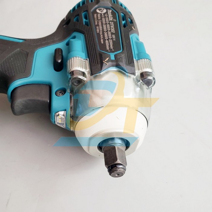 M&aacute;y siết bu l&ocirc;ng 3/8" d&ugrave;ng pin 18V Makita DTW302RTJ (Vali K&egrave;m pin, sạc) DTW302RTJ Makita | Gi&aacute; rẻ nhất - C&ocirc;ng Ty TNHH Thương Mại Dịch Vụ Đạt T&acirc;m