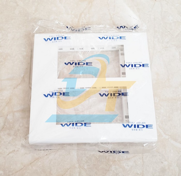 Mặt d&ugrave;ng cho 6 thiết bị Panasonic Wide WEV68060SW WEV68060SW Panasonic | Gi&aacute; rẻ nhất - C&ocirc;ng Ty TNHH Thương Mại Dịch Vụ Đạt T&acirc;m