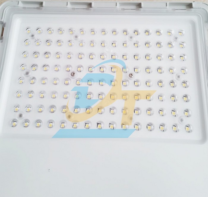 Đ&egrave;n led kho lạnh 100W 6500K (Cordroom Light)  VietNam | Gi&aacute; rẻ nhất - C&ocirc;ng Ty TNHH Thương Mại Dịch Vụ Đạt T&acirc;m