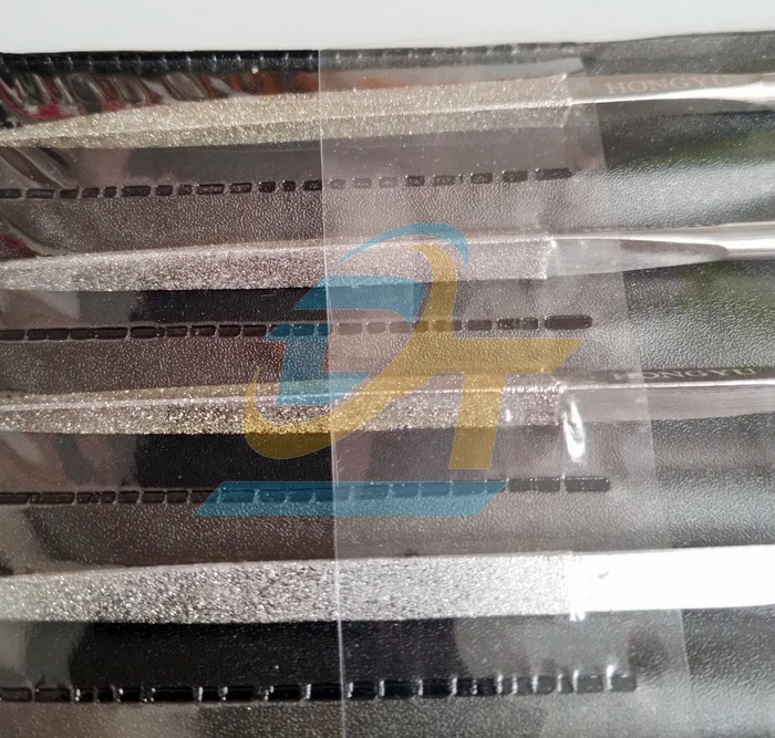 Dũa kim cương tam gi&aacute;c Hongyu 5x180mm  HONGYU | Gi&aacute; rẻ nhất - C&ocirc;ng Ty TNHH Thương Mại Dịch Vụ Đạt T&acirc;m