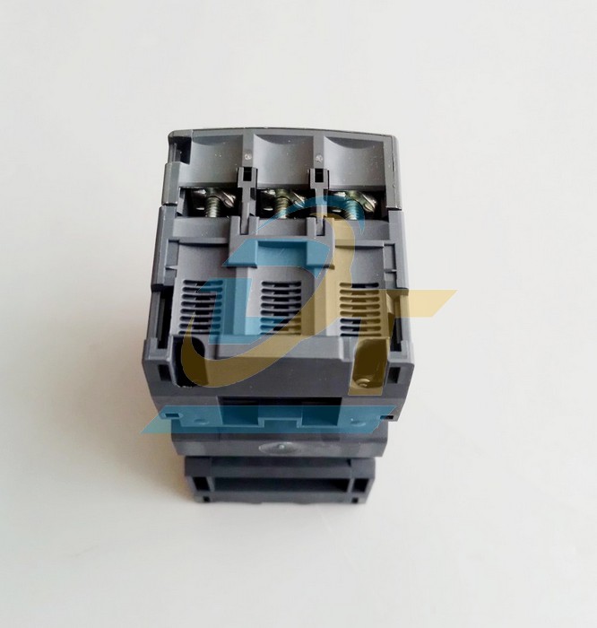 Cầu dao bảo vệ động cơ 3P 1.0-1.6A Schneider GV2ME06 GV2ME06 SCHNEIDER | Gi&aacute; rẻ nhất - C&ocirc;ng Ty TNHH Thương Mại Dịch Vụ Đạt T&acirc;m