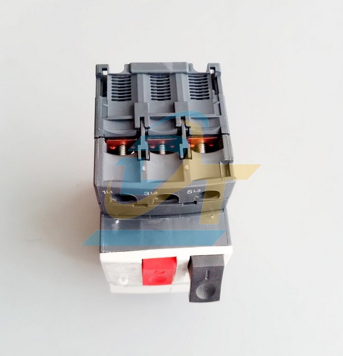 Cầu dao bảo vệ động cơ 3P 1.6-2.5A Schneider GV2ME07 GV2ME07 SCHNEIDER | Gi&aacute; rẻ nhất - C&ocirc;ng Ty TNHH Thương Mại Dịch Vụ Đạt T&acirc;m