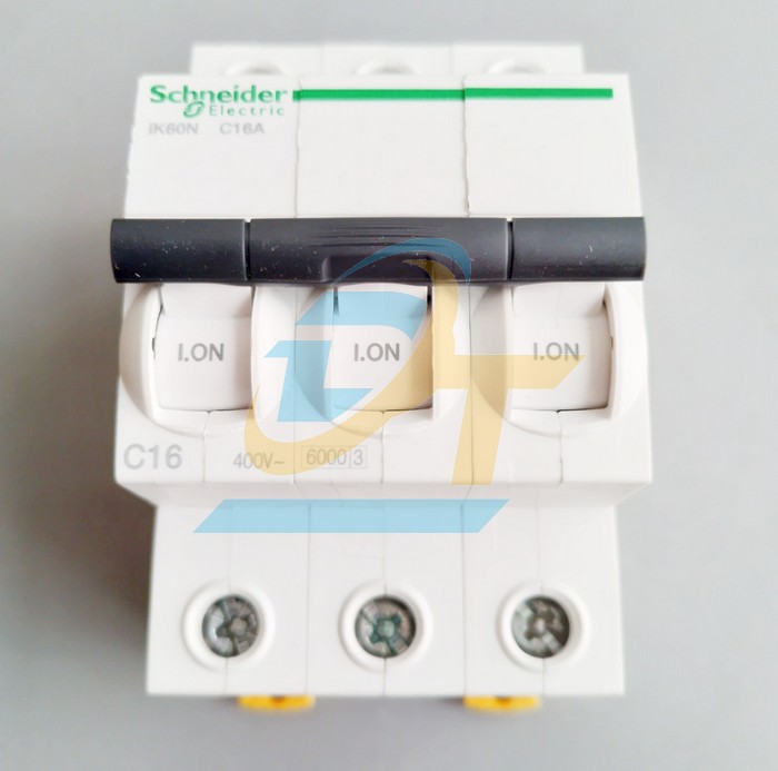 Cầu dao tự động MCB Acti9 3P 16A 6kA Schneider A9K24316 A9K24316 SCHNEIDER | Gi&aacute; rẻ nhất - C&ocirc;ng Ty TNHH Thương Mại Dịch Vụ Đạt T&acirc;m