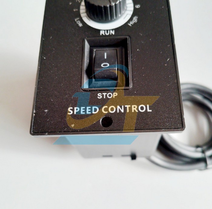 Hộp điều khiển tốc độ Leonhard 1P 25W 220V  LEONHARD | Gi&aacute; rẻ nhất - C&ocirc;ng Ty TNHH Thương Mại Dịch Vụ Đạt T&acirc;m