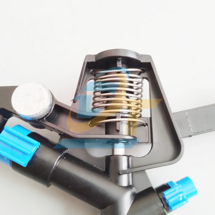 B&eacute;c tưới c&acirc;y nhựa c&aacute;nh đập chỉnh g&oacute;c c&oacute; ốc x&eacute; nước ren ngo&agrave;i 27mm  VietNam | Gi&aacute; rẻ nhất - C&ocirc;ng Ty TNHH Thương Mại Dịch Vụ Đạt T&acirc;m