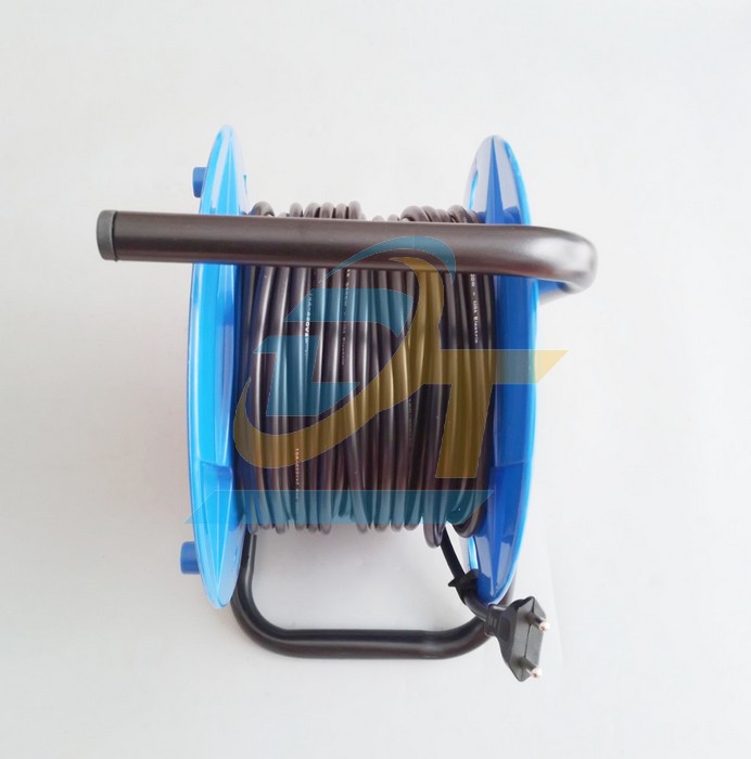 Ổ cắm quay tay kiểu Rulo 30m 15A LiOA QT30-2-15A QT30-2-15A-M LiOA | Gi&aacute; rẻ nhất - C&ocirc;ng Ty TNHH Thương Mại Dịch Vụ Đạt T&acirc;m