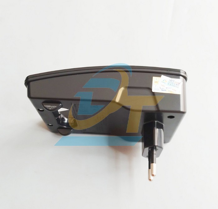 M&aacute;y sạc pin AA.AAA 2000mAh Energizer CHVCM4  ENERGIZER | Gi&aacute; rẻ nhất - C&ocirc;ng Ty TNHH Thương Mại Dịch Vụ Đạt T&acirc;m