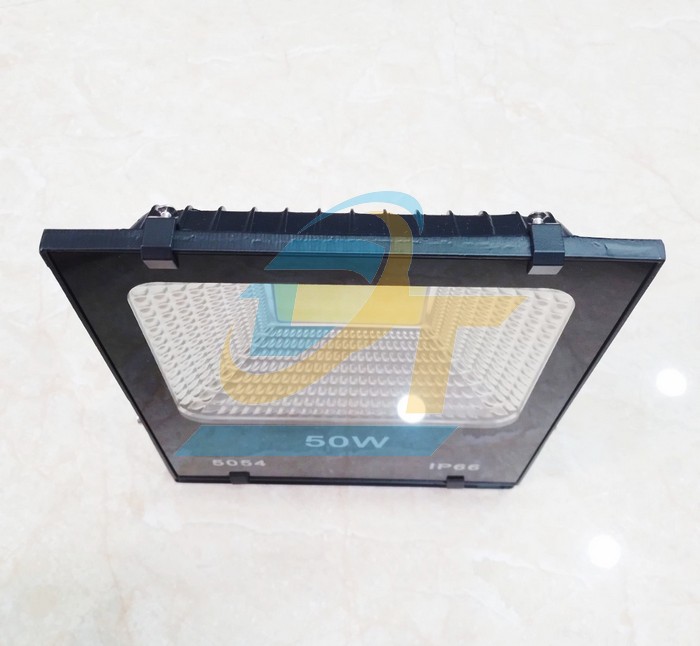 Đ&egrave;n Led pha 50W 6500K  VietNam | Gi&aacute; rẻ nhất - C&ocirc;ng Ty TNHH Thương Mại Dịch Vụ Đạt T&acirc;m