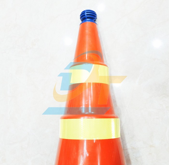 Cột chia l&agrave;n đường (Cọc ti&ecirc;u giao th&ocirc;ng) h&igrave;nh ch&oacute;p 68cm  VietNam | Gi&aacute; rẻ nhất - C&ocirc;ng Ty TNHH Thương Mại Dịch Vụ Đạt T&acirc;m