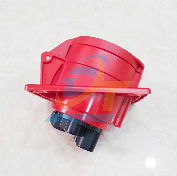Ổ cắm c&ocirc;ng nghiệp gắn &acirc;m dạng nghi&ecirc;ng 4P 32A 400V IP44 PCE F424-6  PCE | Gi&aacute; rẻ nhất - C&ocirc;ng Ty TNHH Thương Mại Dịch Vụ Đạt T&acirc;m