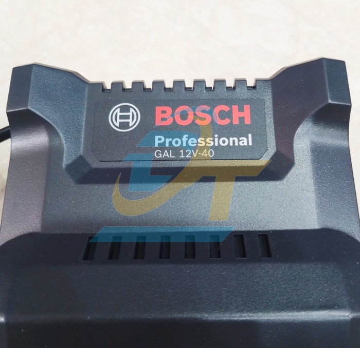 Sạc nhanh GAL 12V-40 Bosch 1600A01B8X  Bosch | Gi&aacute; rẻ nhất - C&ocirc;ng Ty TNHH Thương Mại Dịch Vụ Đạt T&acirc;m