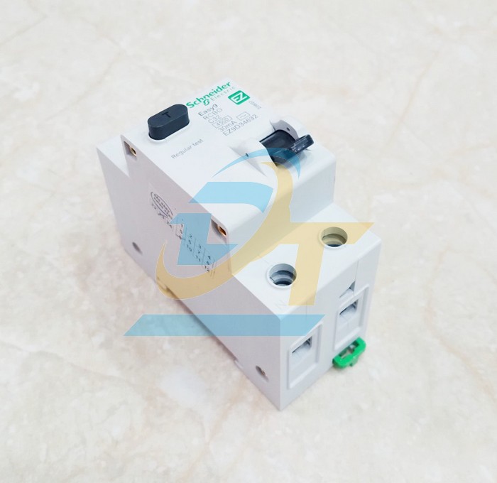 Cầu dao chống giật RCBO Easy9 (1P+N) 32A 30mA 230V Schneider EZ9D34632  SCHNEIDER | Gi&aacute; rẻ nhất - C&ocirc;ng Ty TNHH Thương Mại Dịch Vụ Đạt T&acirc;m