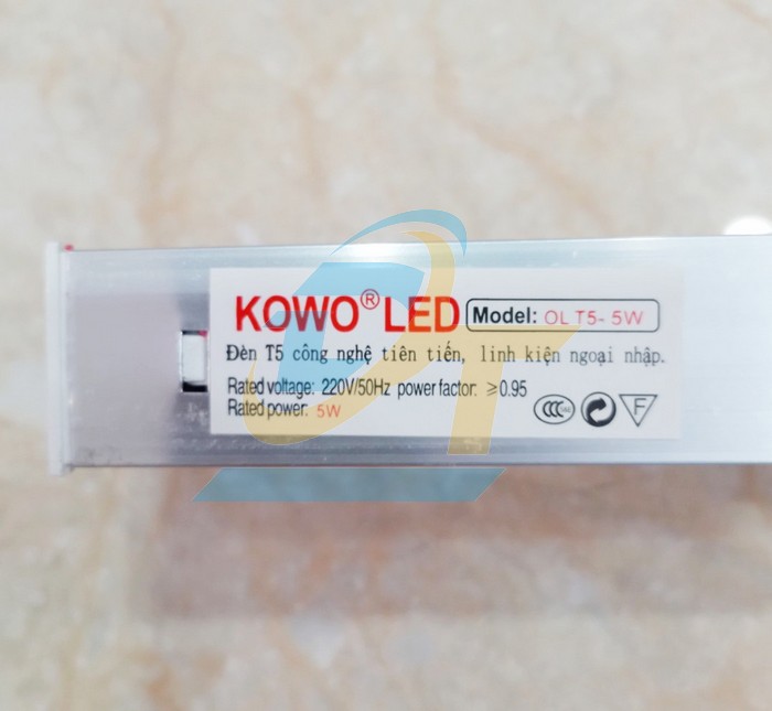Đ&egrave;n tu&yacute;p led nh&ocirc;m nhựa T5 0.3m 5W liền m&aacute;ng Kowo  KOWO | Gi&aacute; rẻ nhất - C&ocirc;ng Ty TNHH Thương Mại Dịch Vụ Đạt T&acirc;m