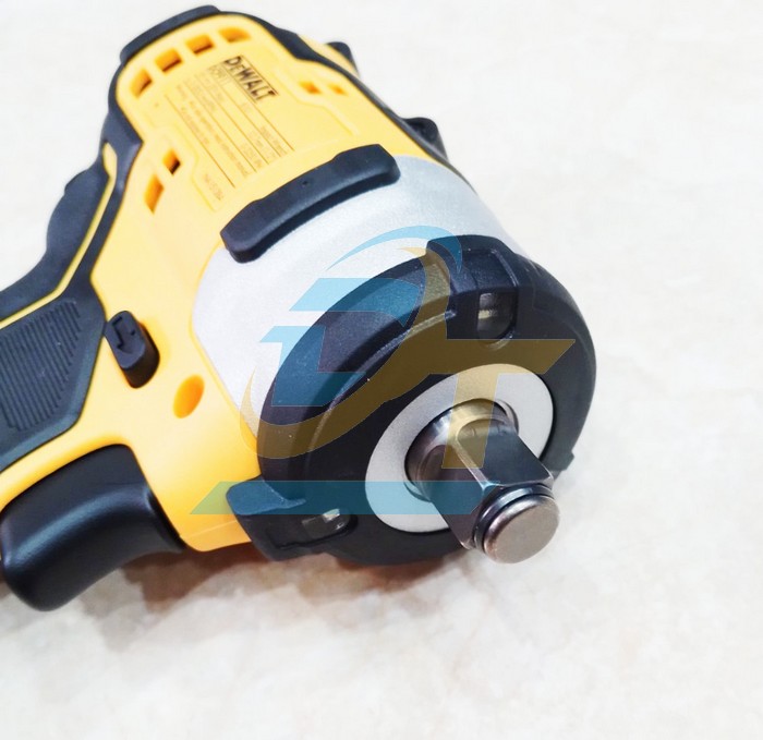 M&aacute;y siết bulong d&ugrave;ng pin 20V Dewalt DCF911D2 (K&egrave;m 2 pin 2.0Ah + 1 Sạc)  DEWALT | Gi&aacute; rẻ nhất - C&ocirc;ng Ty TNHH Thương Mại Dịch Vụ Đạt T&acirc;m