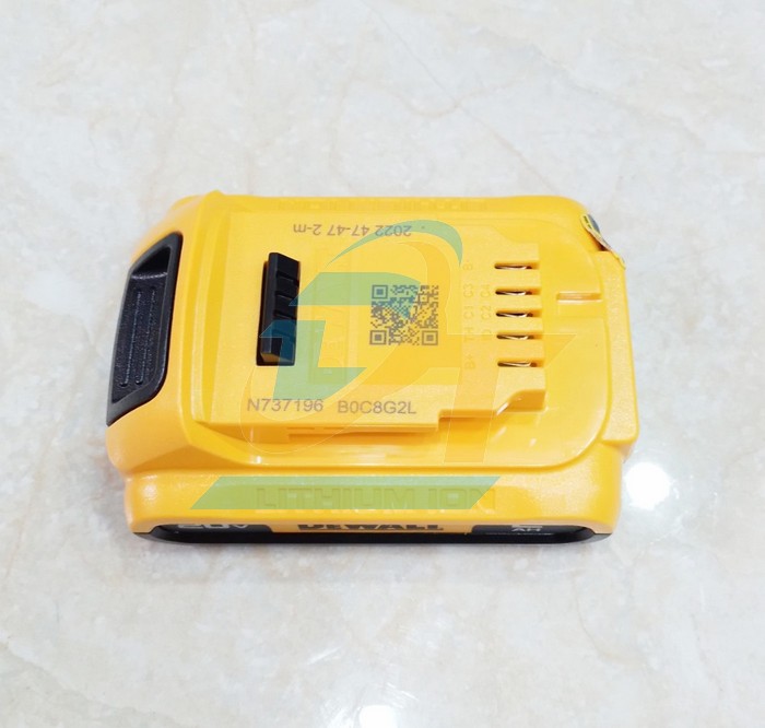 M&aacute;y siết bulong d&ugrave;ng pin 20V Dewalt DCF911D2 (K&egrave;m 2 pin 2.0Ah + 1 Sạc)  DEWALT | Gi&aacute; rẻ nhất - C&ocirc;ng Ty TNHH Thương Mại Dịch Vụ Đạt T&acirc;m