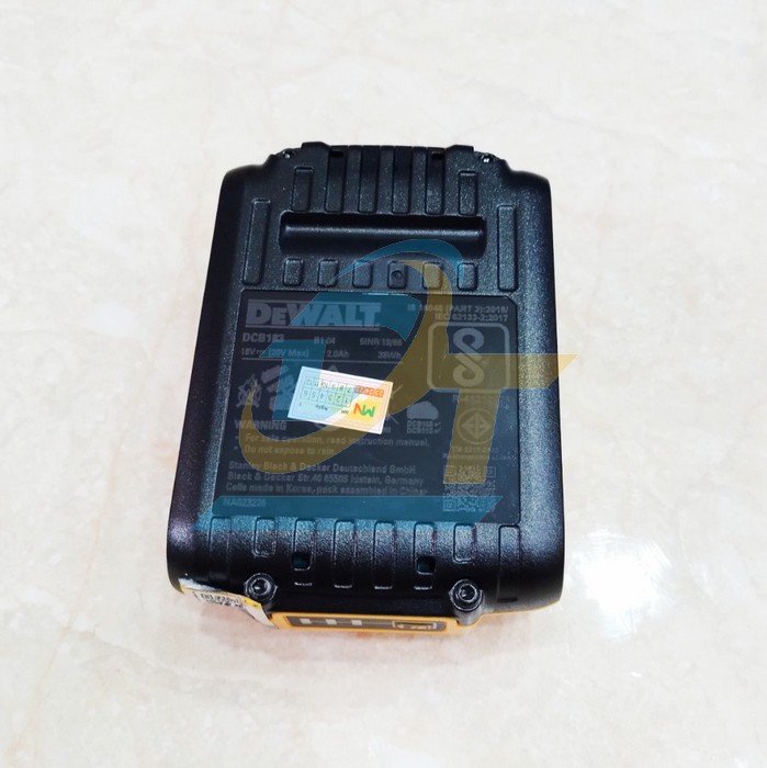M&aacute;y siết bulong d&ugrave;ng pin 20V Dewalt DCF911D2 (K&egrave;m 2 pin 2.0Ah + 1 Sạc)  DEWALT | Gi&aacute; rẻ nhất - C&ocirc;ng Ty TNHH Thương Mại Dịch Vụ Đạt T&acirc;m