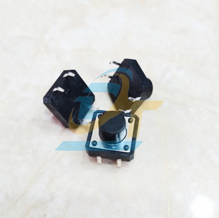 N&uacute;t nhấn 12x12x8mm 4 ch&acirc;n xuy&ecirc;n lỗ  China | Gi&aacute; rẻ nhất - C&ocirc;ng Ty TNHH Thương Mại Dịch Vụ Đạt T&acirc;m