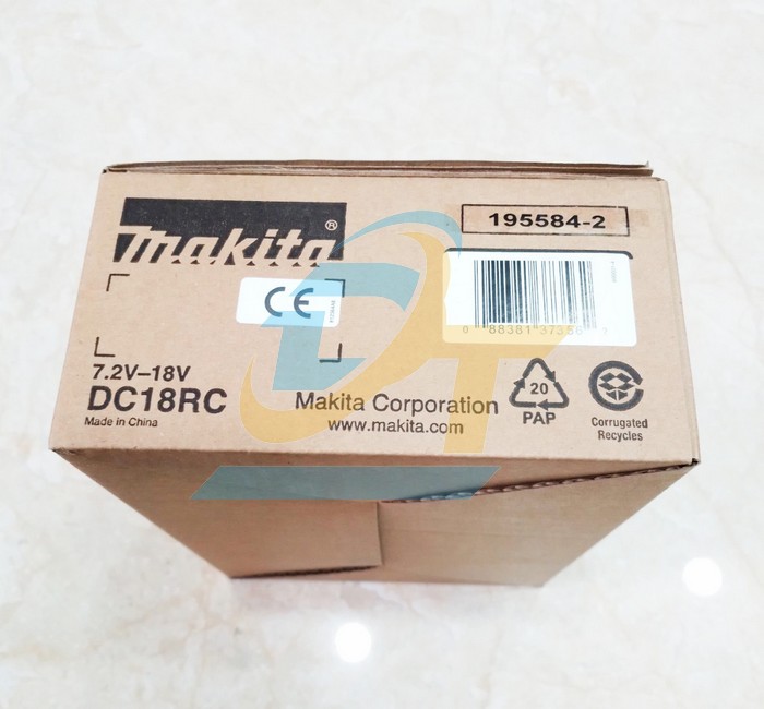 Đế sạc pin Li-Ion nhanh Makita DC18RC (195584-2) DC18RC (195584-2) Makita | Gi&aacute; rẻ nhất - C&ocirc;ng Ty TNHH Thương Mại Dịch Vụ Đạt T&acirc;m