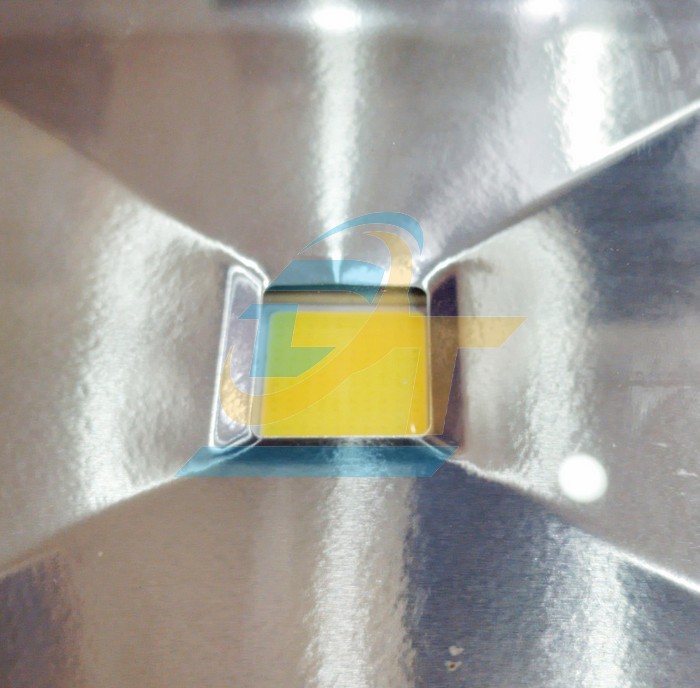 Đ&egrave;n Led pha x&aacute;m 30W 6500K  VietNam | Gi&aacute; rẻ nhất - C&ocirc;ng Ty TNHH Thương Mại Dịch Vụ Đạt T&acirc;m