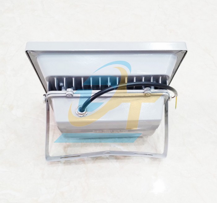 Đ&egrave;n Led pha x&aacute;m 30W 6500K  VietNam | Gi&aacute; rẻ nhất - C&ocirc;ng Ty TNHH Thương Mại Dịch Vụ Đạt T&acirc;m