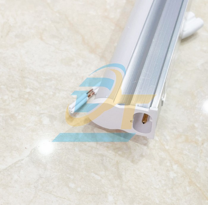 Đ&egrave;n tu&yacute;p led nh&ocirc;m nhựa T5 0.6m 10W liền m&aacute;ng Kowo  KOWO | Gi&aacute; rẻ nhất - C&ocirc;ng Ty TNHH Thương Mại Dịch Vụ Đạt T&acirc;m