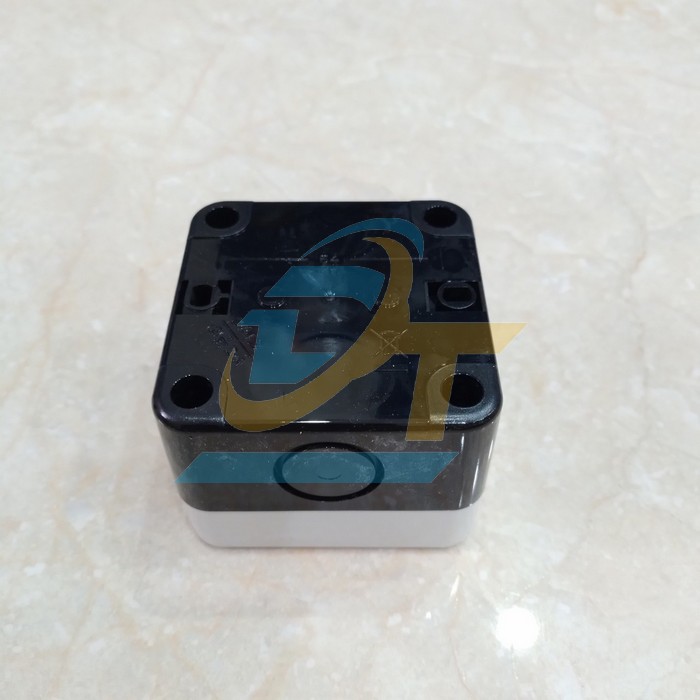 Hộp n&uacute;t nhấn 1 lỗ 70x70x52mm phi 22 Chint NP2-B01  CHINT | Gi&aacute; rẻ nhất - C&ocirc;ng Ty TNHH Thương Mại Dịch Vụ Đạt T&acirc;m