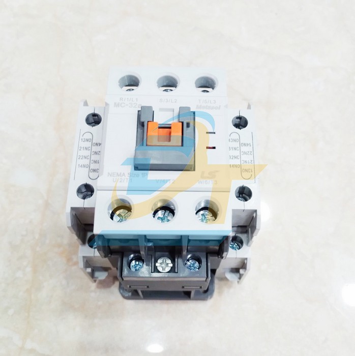 Khởi động từ LS 3P 32A 220V MC-32a  LS | Gi&aacute; rẻ nhất - C&ocirc;ng Ty TNHH Thương Mại Dịch Vụ Đạt T&acirc;m