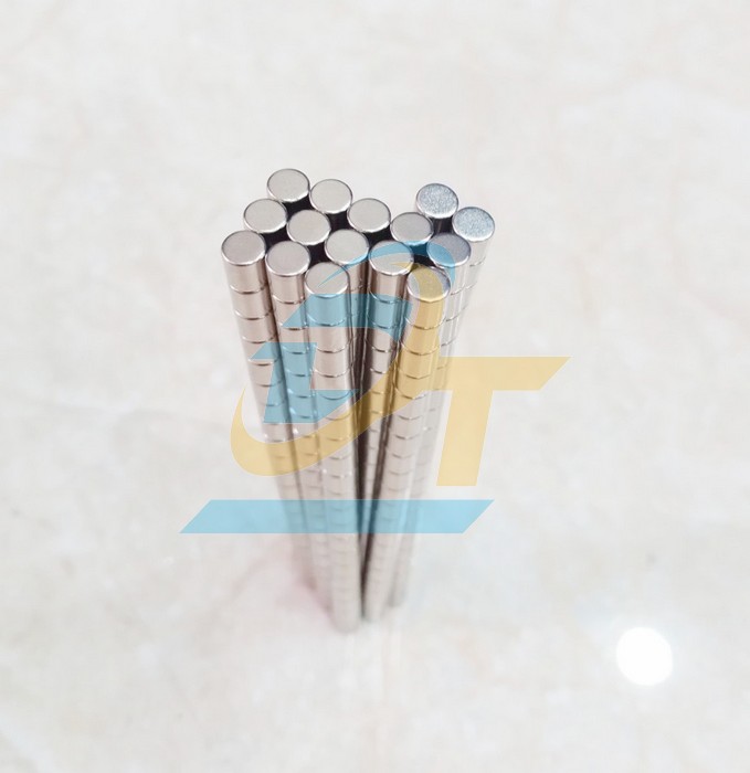 Nam ch&acirc;m vi&ecirc;n 8x8mm  VietNam | Gi&aacute; rẻ nhất - C&ocirc;ng Ty TNHH Thương Mại Dịch Vụ Đạt T&acirc;m