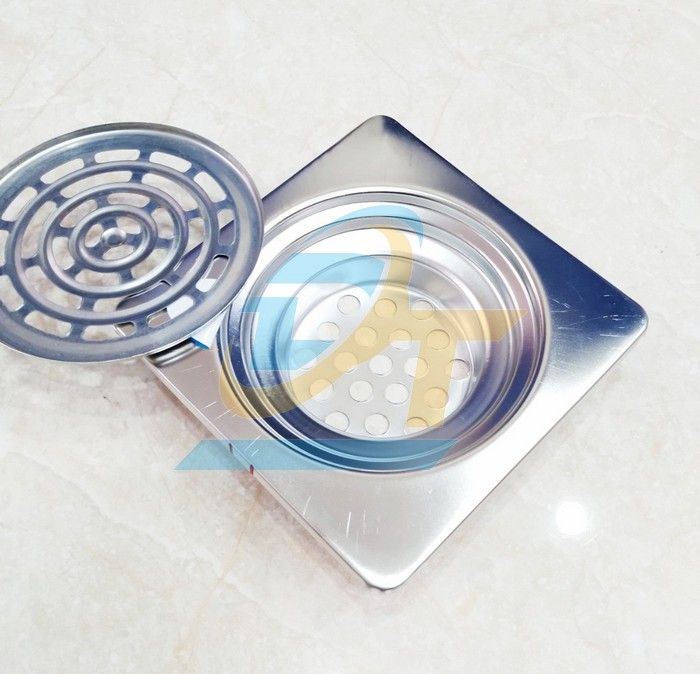 Phễu tho&aacute;t s&agrave;n inox 304 Covipha 150x150 phi 90  COVIPHA | Gi&aacute; rẻ nhất - C&ocirc;ng Ty TNHH Thương Mại Dịch Vụ Đạt T&acirc;m